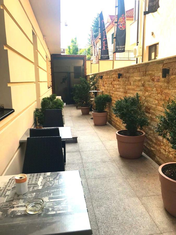 Hotel Dbh Bukarest Exterior foto